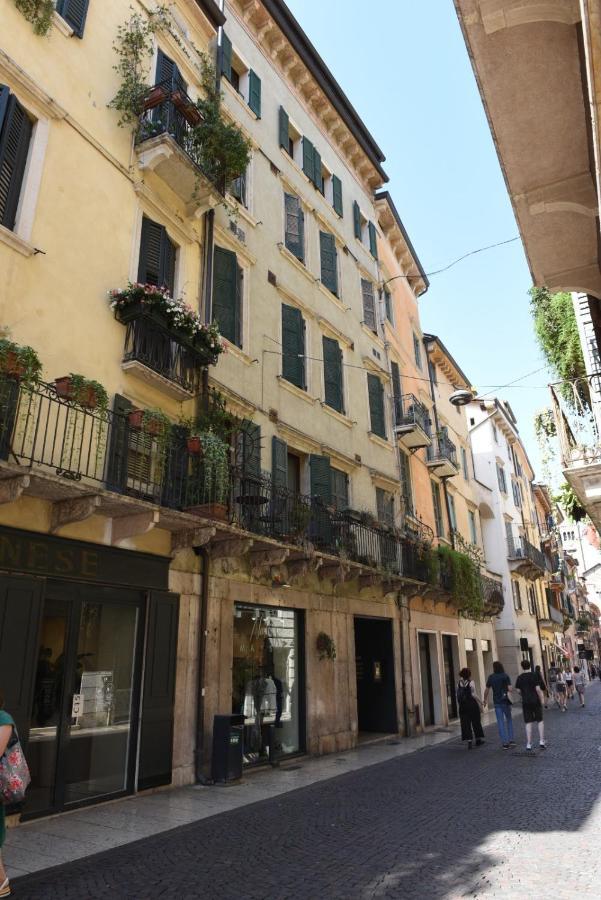 Dimora Noemi Lägenhet Verona Exteriör bild